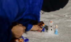 Disney Interactive wünscht Frohe Weihnachten mit festlich inszenierten Fotos beliebter Disney Infinity Figuren - Making of